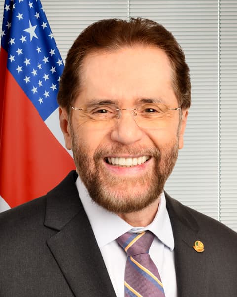 Foto oficial de Plínio Valério